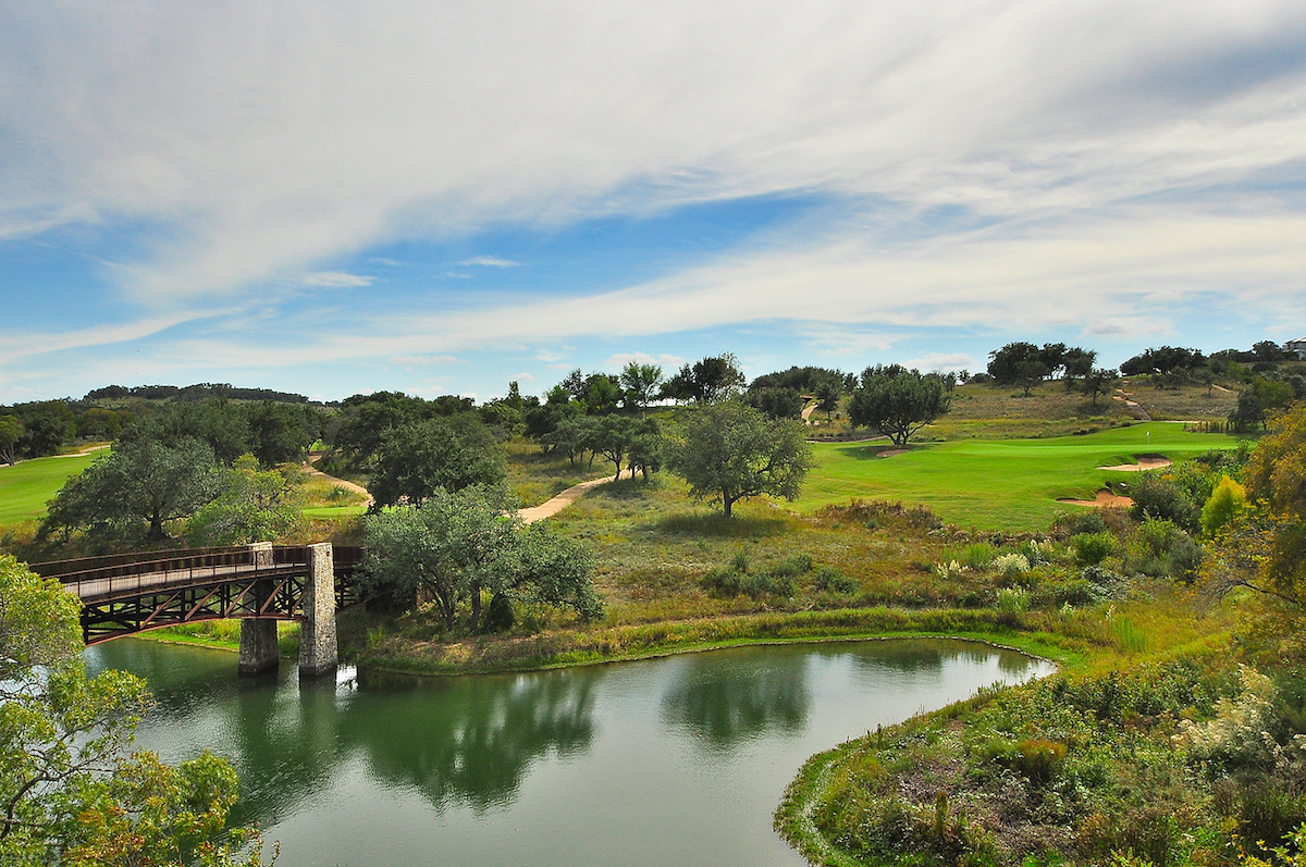 Spanish Oaks: Resort-style Living Embraced by Nature - LINKS Magazine