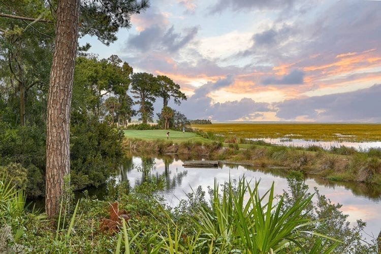 LINKS Living Spring Island LINKS Magazine