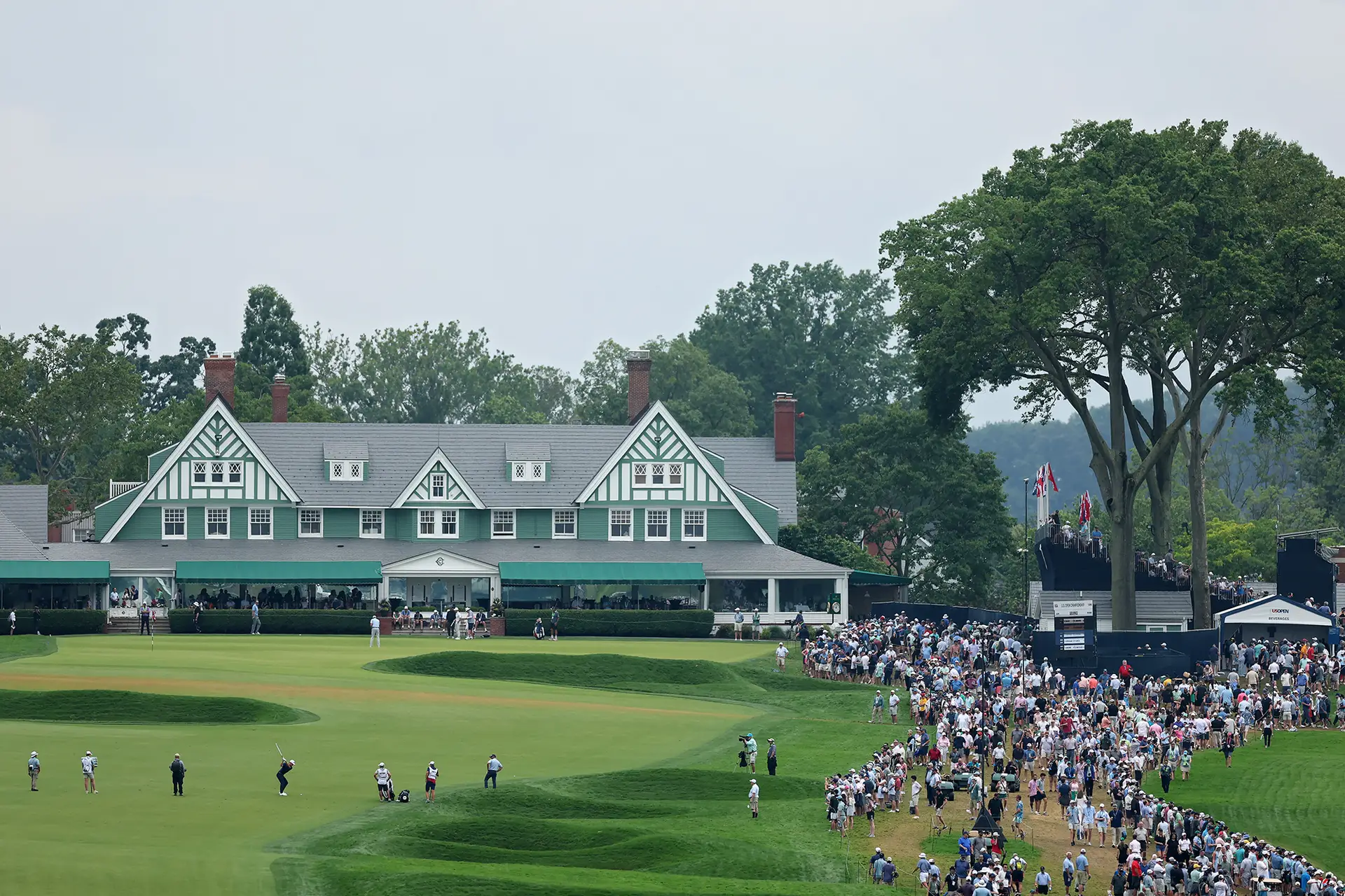 finishing closing hole 18th